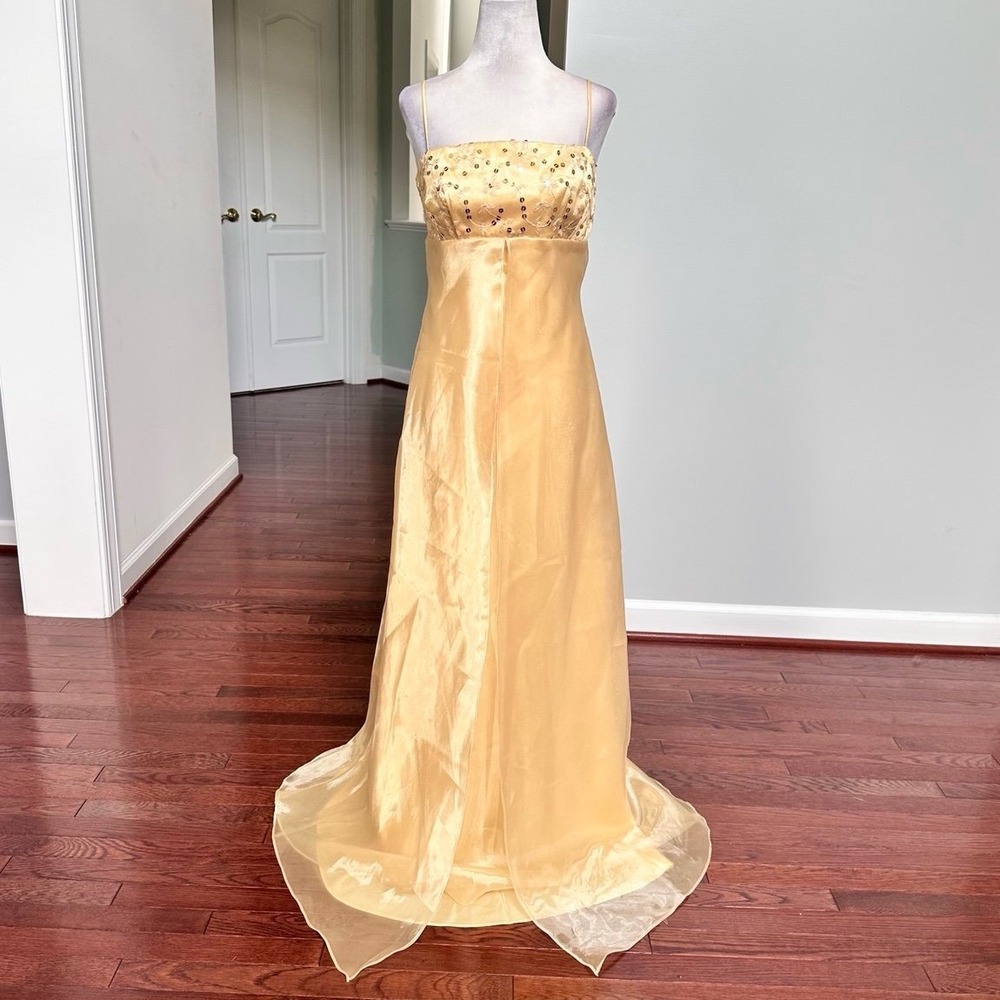 Vintage Fiesta Butter Yellow Beaded Sequin Floral Sheen Sheer Overlay Gown Dress